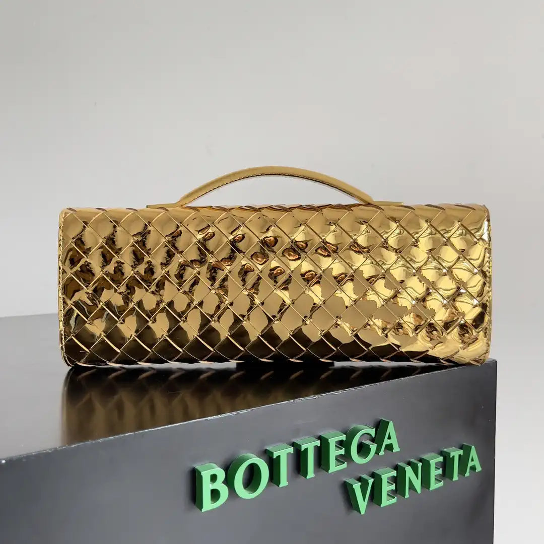 Bottega Veneta BV 741511 Long Clutch Andiamo With Handle Bv99011