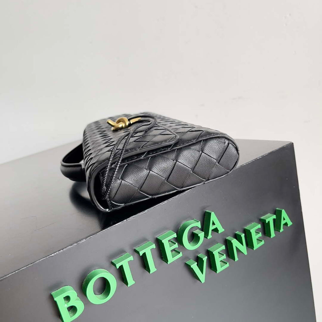 Bottega Veneta BV 741511 Long Clutch Andiamo With Handle Emerald Black