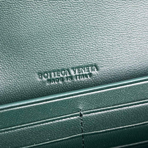 Bottega Veneta BV 741511 Long Clutch Andiamo With Handle Emerald Crocodile-grain Lambskin leather Green - Default Title - View 8