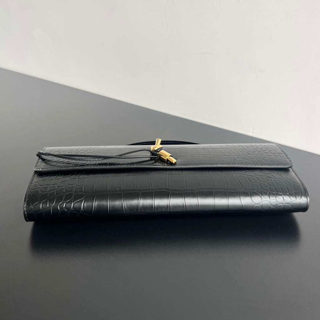 Bottega Veneta BV 741511 Long Clutch Andiamo With Handle Emerald Crocodile-grain Lambskin leather Black