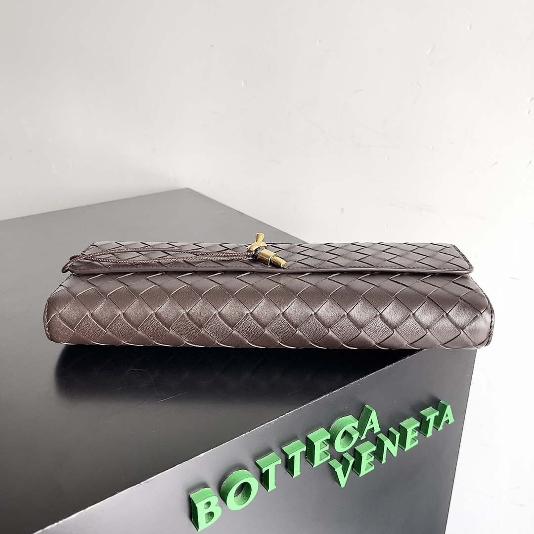 Bottega Veneta BV 741511 Long Clutch Andiamo With Handle Emerald Dark Brown - Default Title - View 3