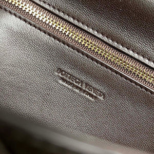 Bottega Veneta BV 741511 Long Clutch Andiamo With Handle Emerald Dark Brown - Default Title - View 7