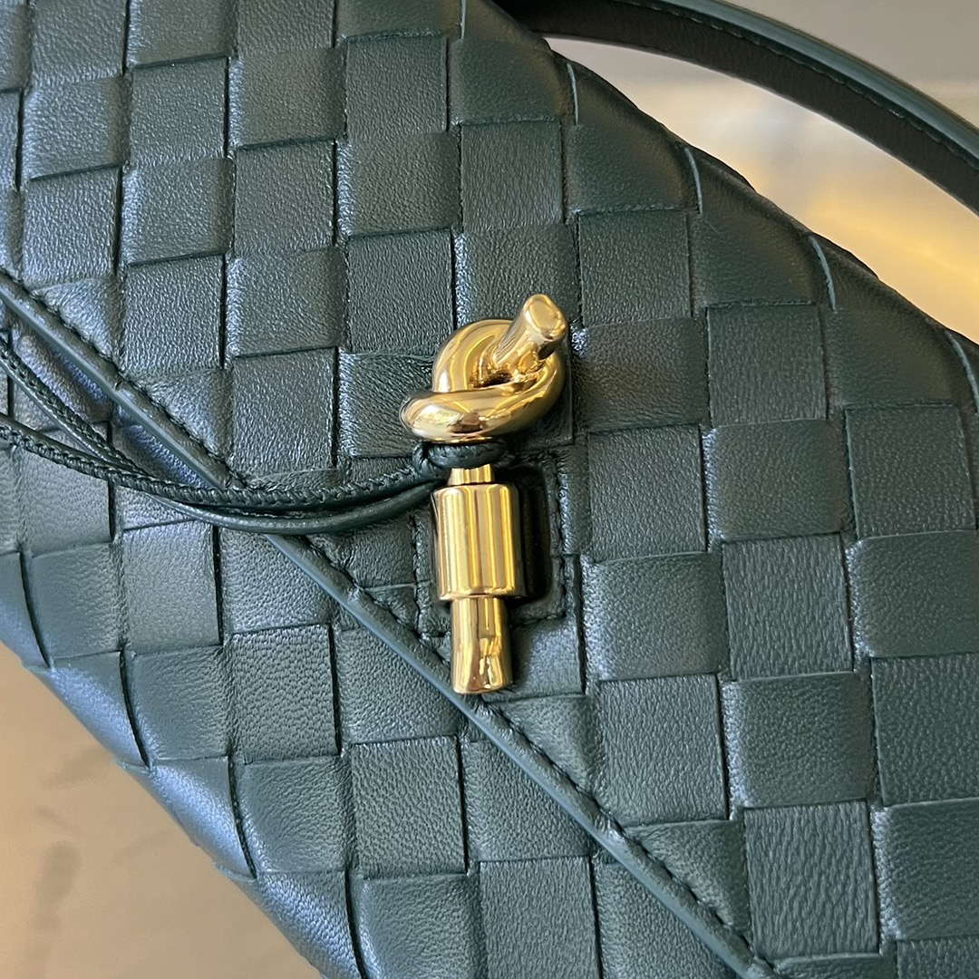 Bottega Veneta BV 741511 Long Clutch Andiamo With Handle Emerald Dark Green