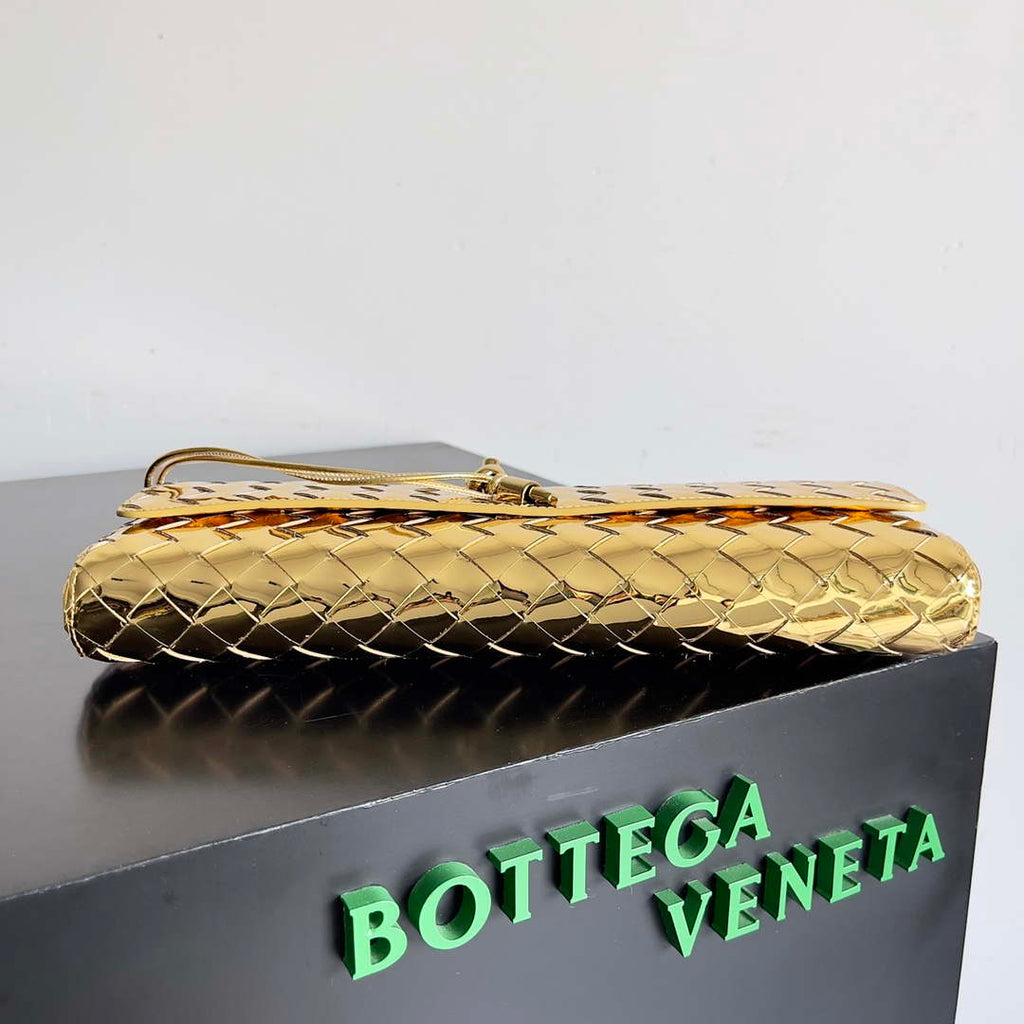 Bottega Veneta BV 741511 Long Clutch Andiamo With Handle Emerald Gold