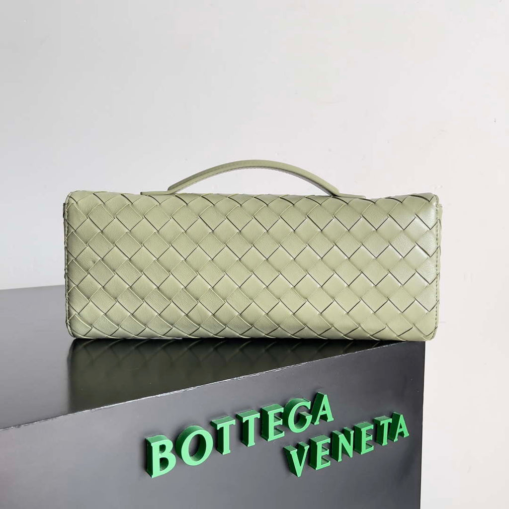 Bottega Veneta BV 741511 Long Clutch Andiamo With Handle Emerald Green
