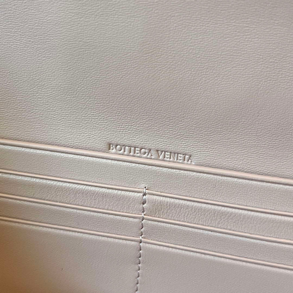 Bottega Veneta BV 741511 Long Clutch Andiamo With Handle Emerald Pink