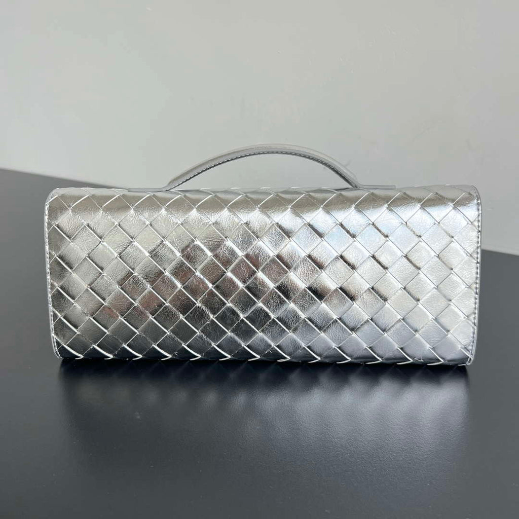 Bottega Veneta BV 741511 Long Clutch Andiamo With Handle Emerald Silver