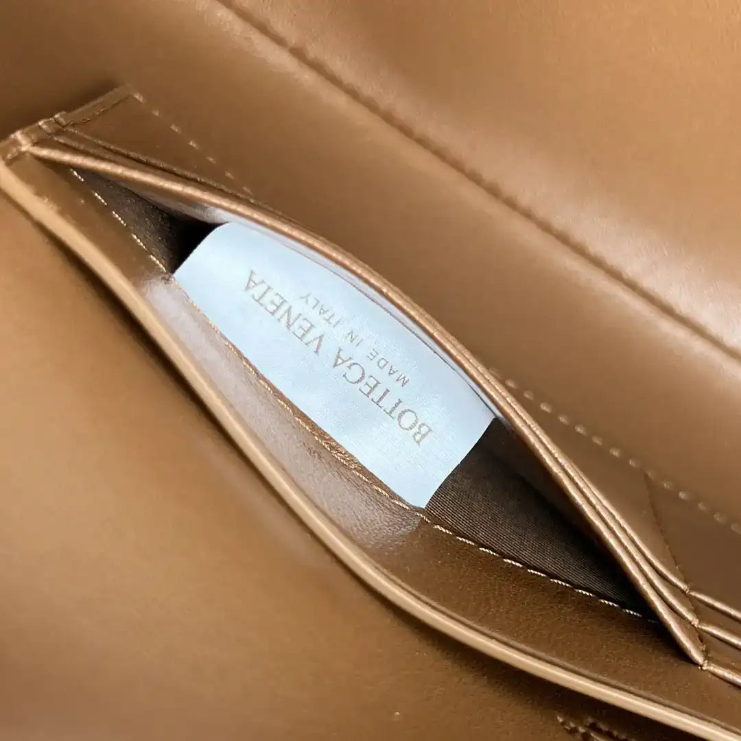 Bottega Veneta BV 741511 Suede Leather Long Clutch Andiamo With Handle Bv99014
