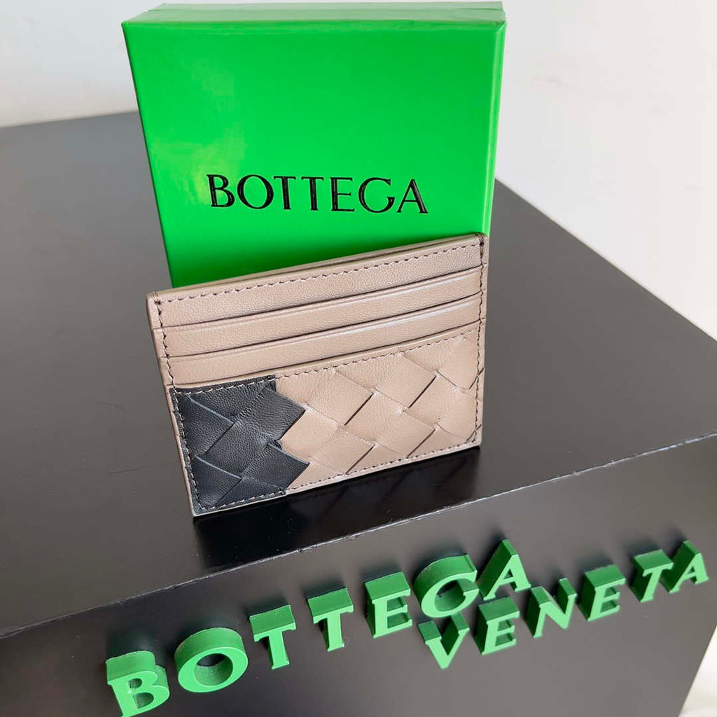 Bottega Veneta BV 743209 Intrecciato Credit Card Case bv70011
