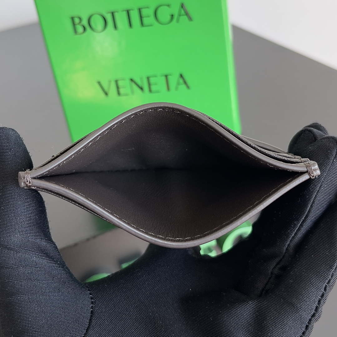 Bottega Veneta BV 743209 Intrecciato Credit Card Case bv70012
