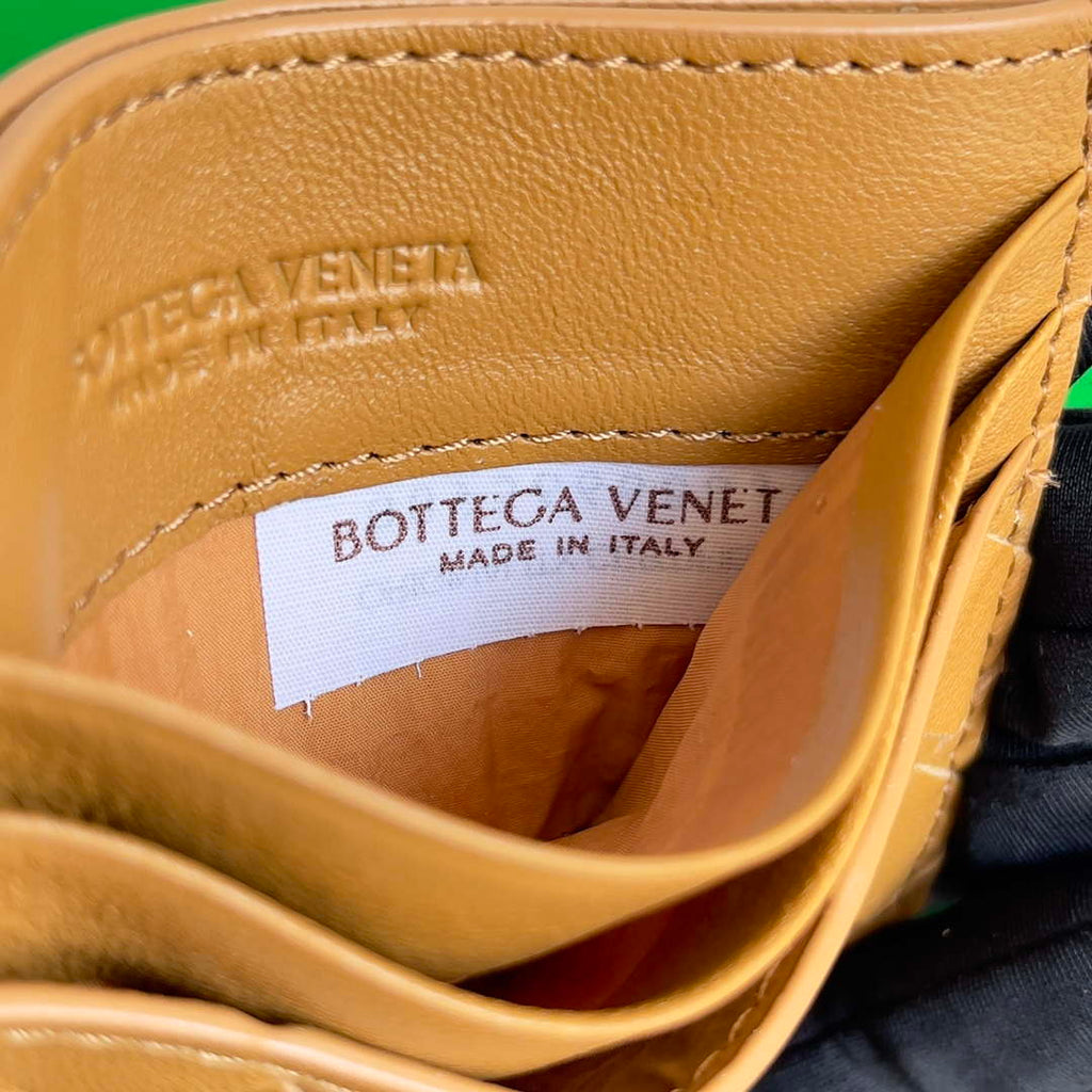 Bottega Veneta BV 743209 Intrecciato Credit Card Case bv70014