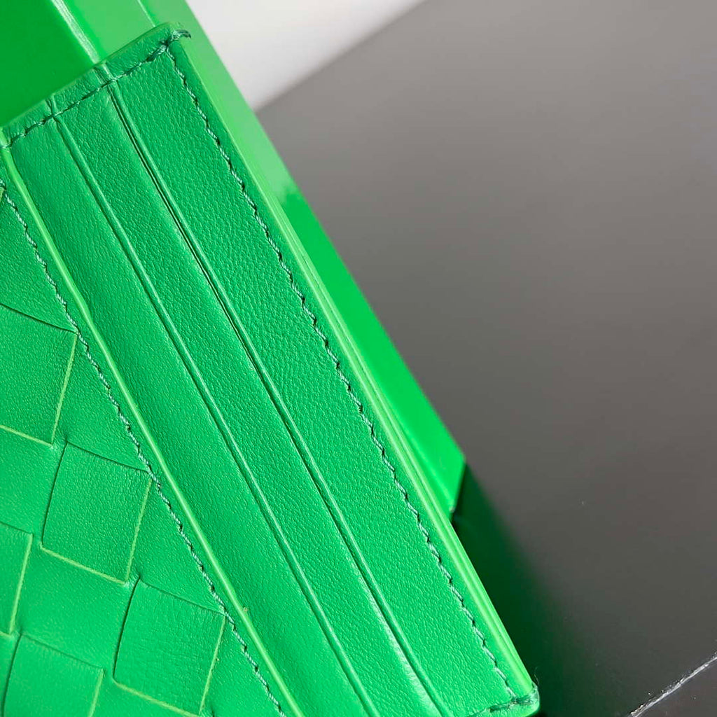 Bottega Veneta BV 743209 Intrecciato Credit Card Case bv70017