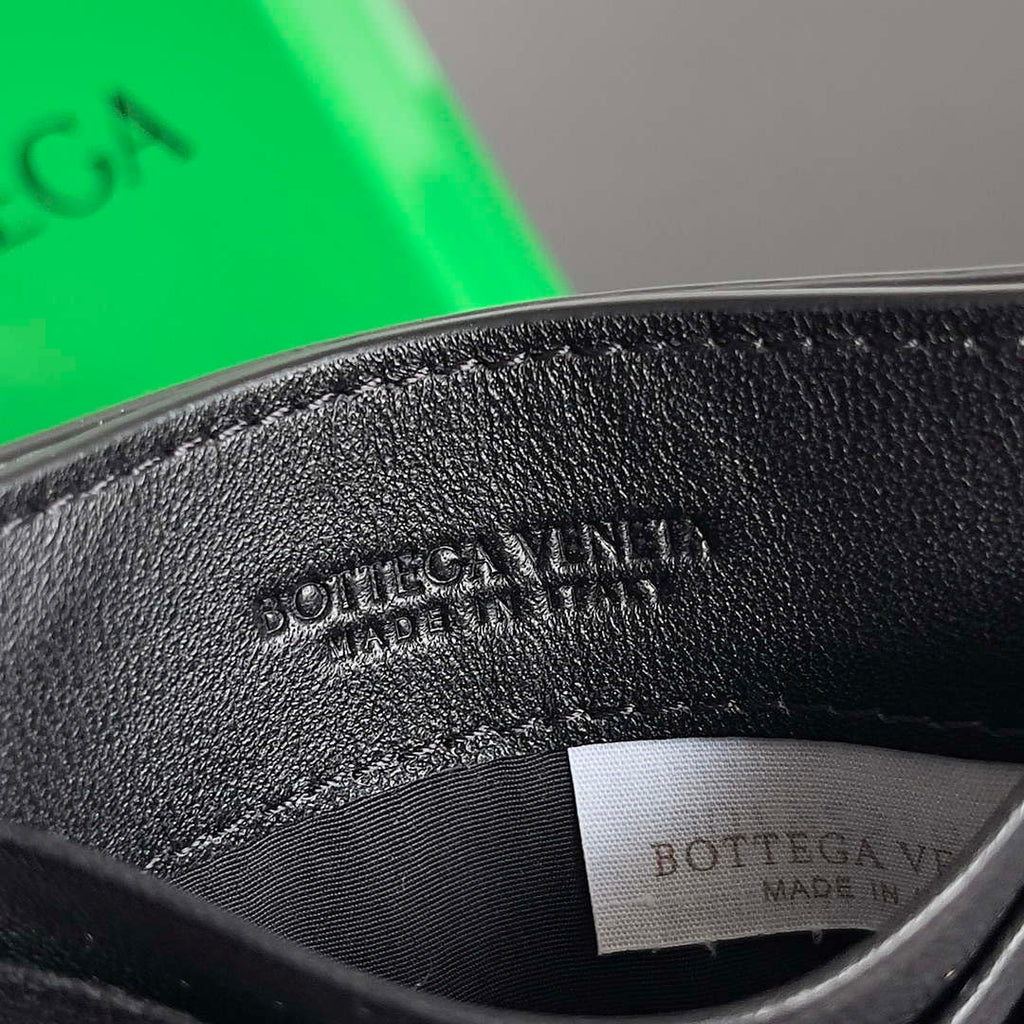 Bottega Veneta BV 743209 Intrecciato Credit Card Case bv70019