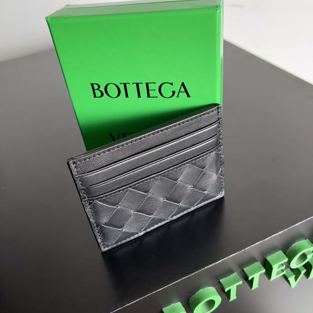 Bottega Veneta BV 743209 Intrecciato Credit Card Case bv70019