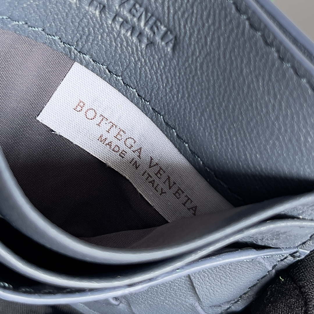 Bottega Veneta BV 743209 Intrecciato Credit Card Case bv70020 - Default Title - View 3