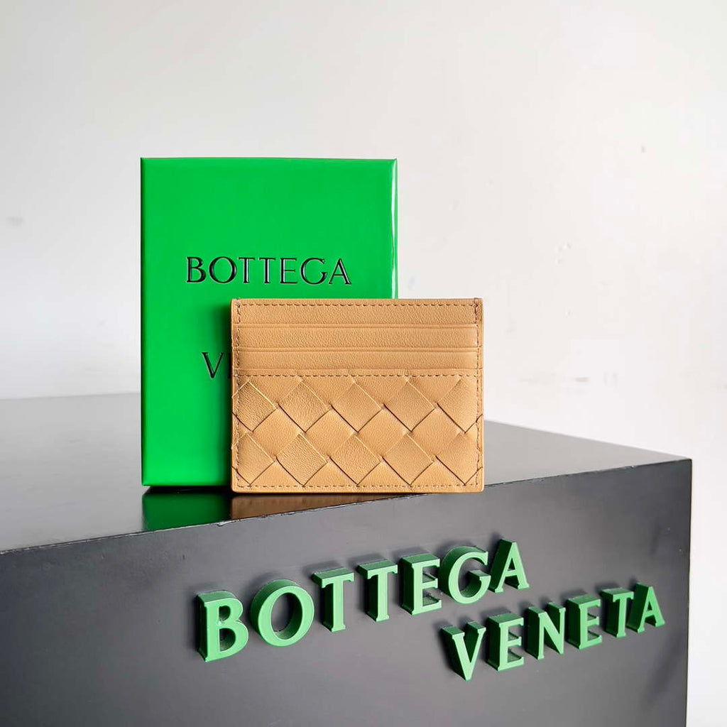 Bottega Veneta BV 743209 Intrecciato Credit Card Case bv70026
