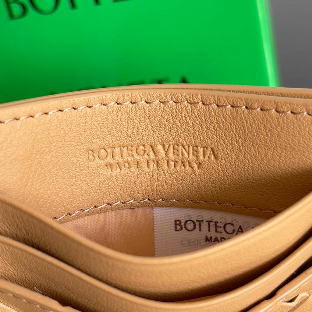 Bottega Veneta BV 743209 Intrecciato Credit Card Case bv70026