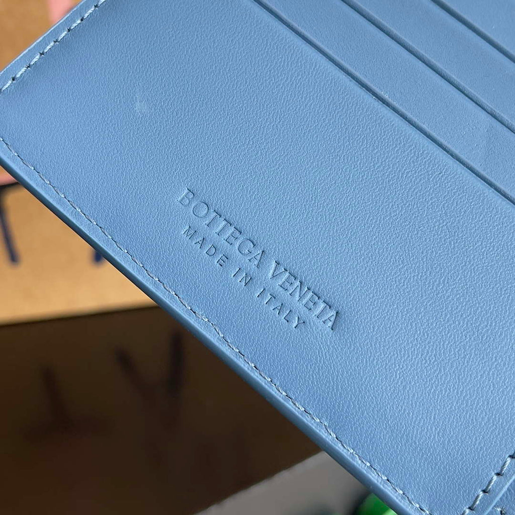Bottega Veneta BV 743211 Intrecciato Bi-Fold Wallet BV70053