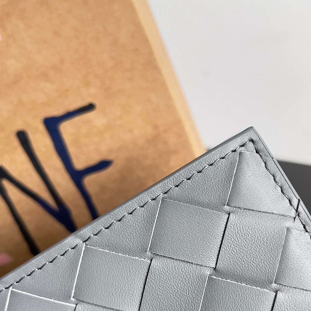 Bottega Veneta BV 743211 Intrecciato Bi-Fold Wallet BV70056 - Default Title - View 7