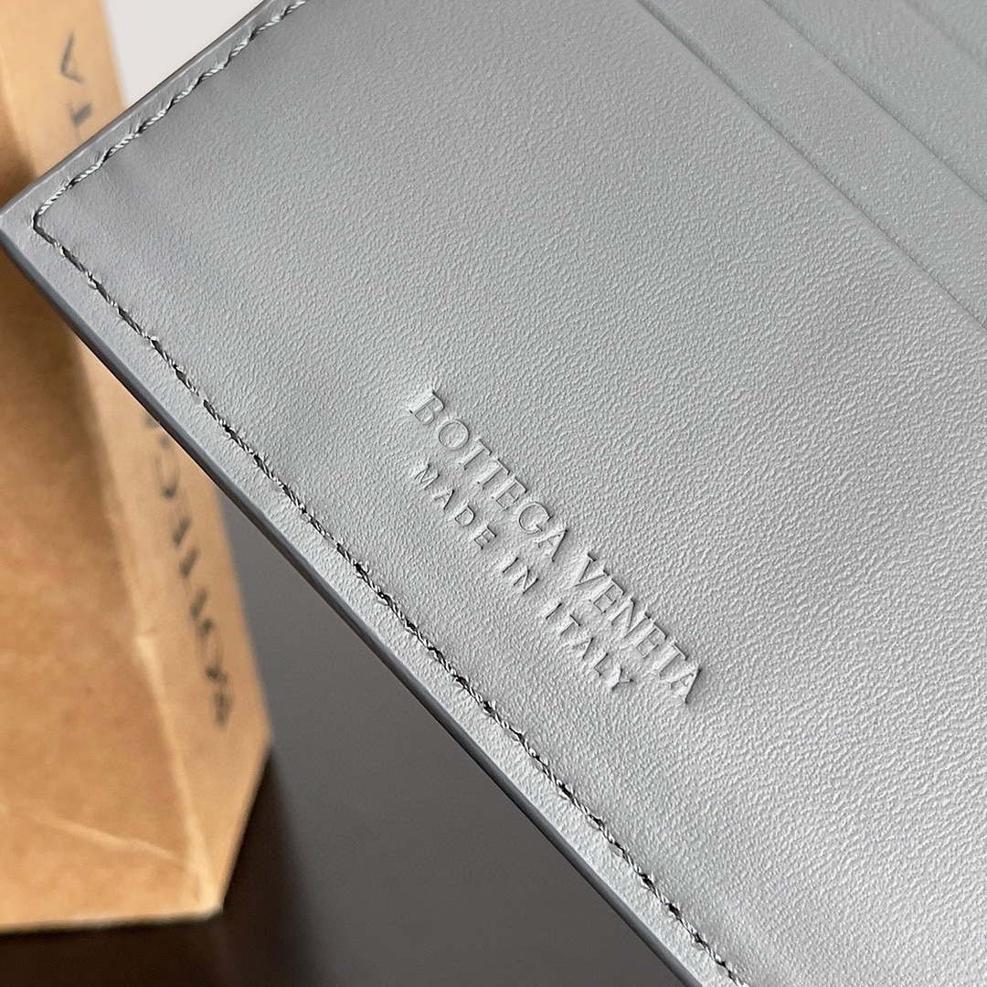 Bottega Veneta BV 743211 Intrecciato Bi-Fold Wallet BV70056 - Default Title - View 8