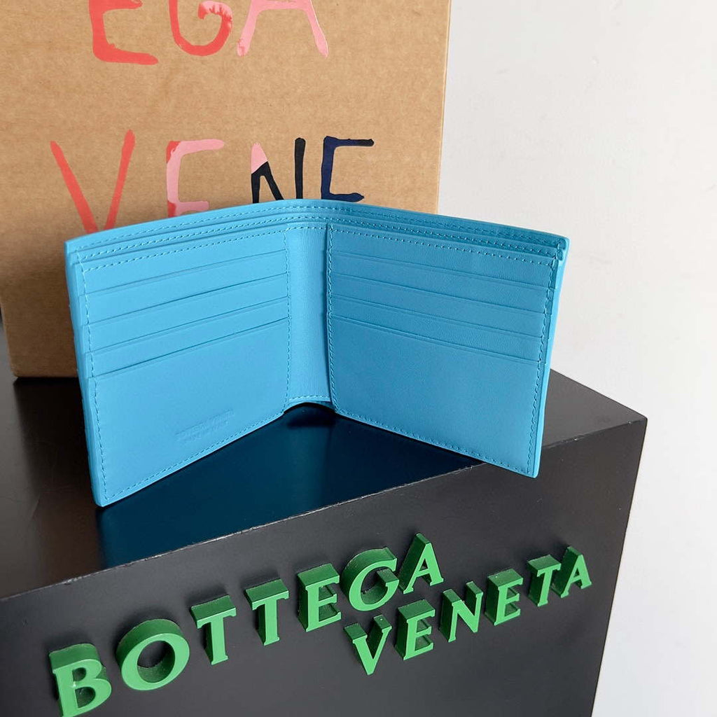 Bottega Veneta BV 743211 Intrecciato Bi-Fold Wallet BV70057