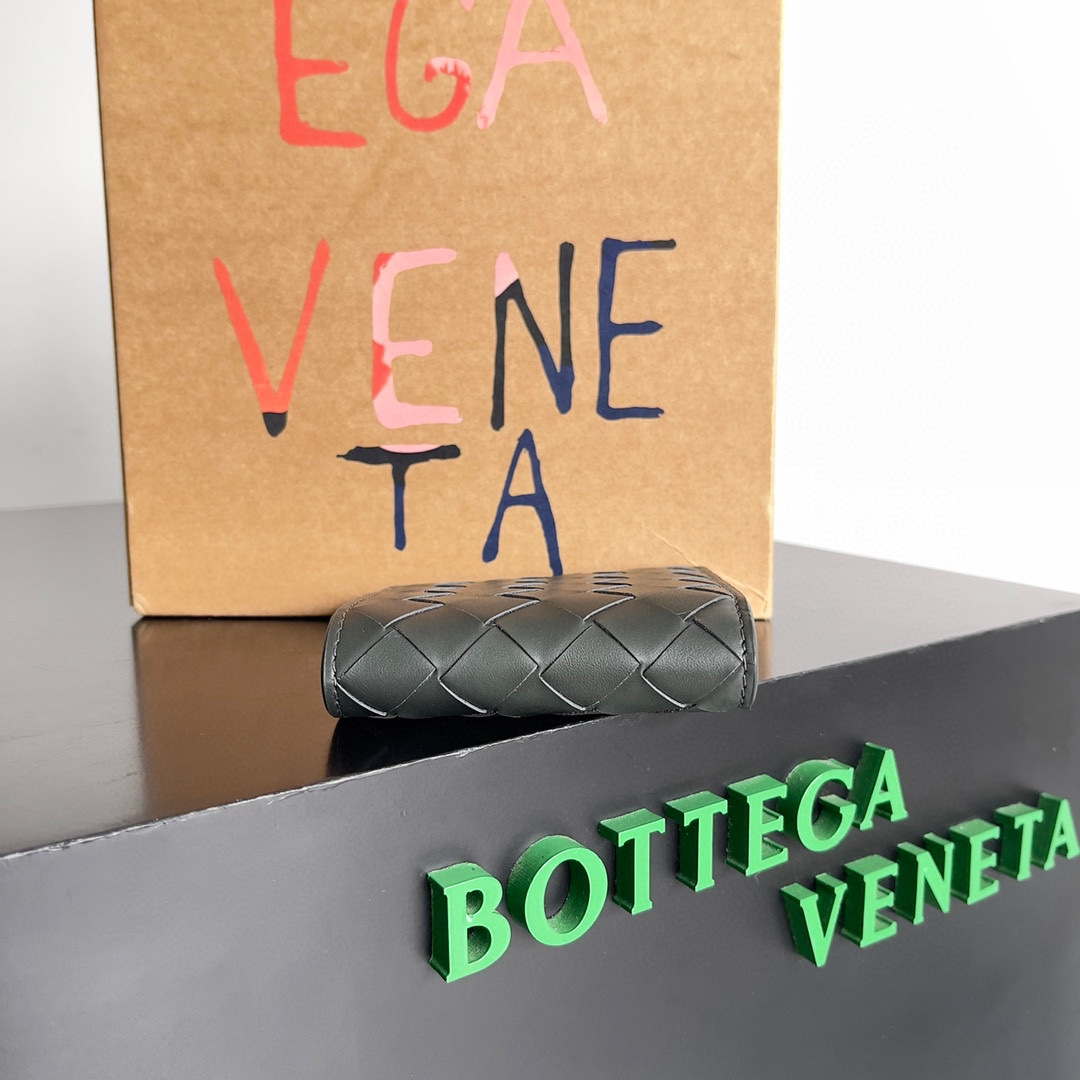 Bottega Veneta BV 743211 Intrecciato Bi-Fold Wallet BV70059