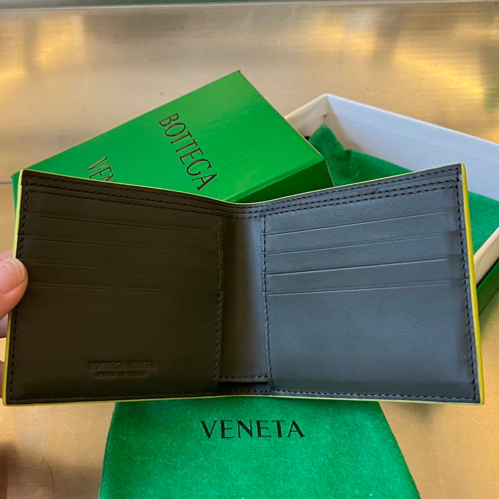 Bottega Veneta BV 743211 Intrecciato Bi-Fold Wallet BV70060