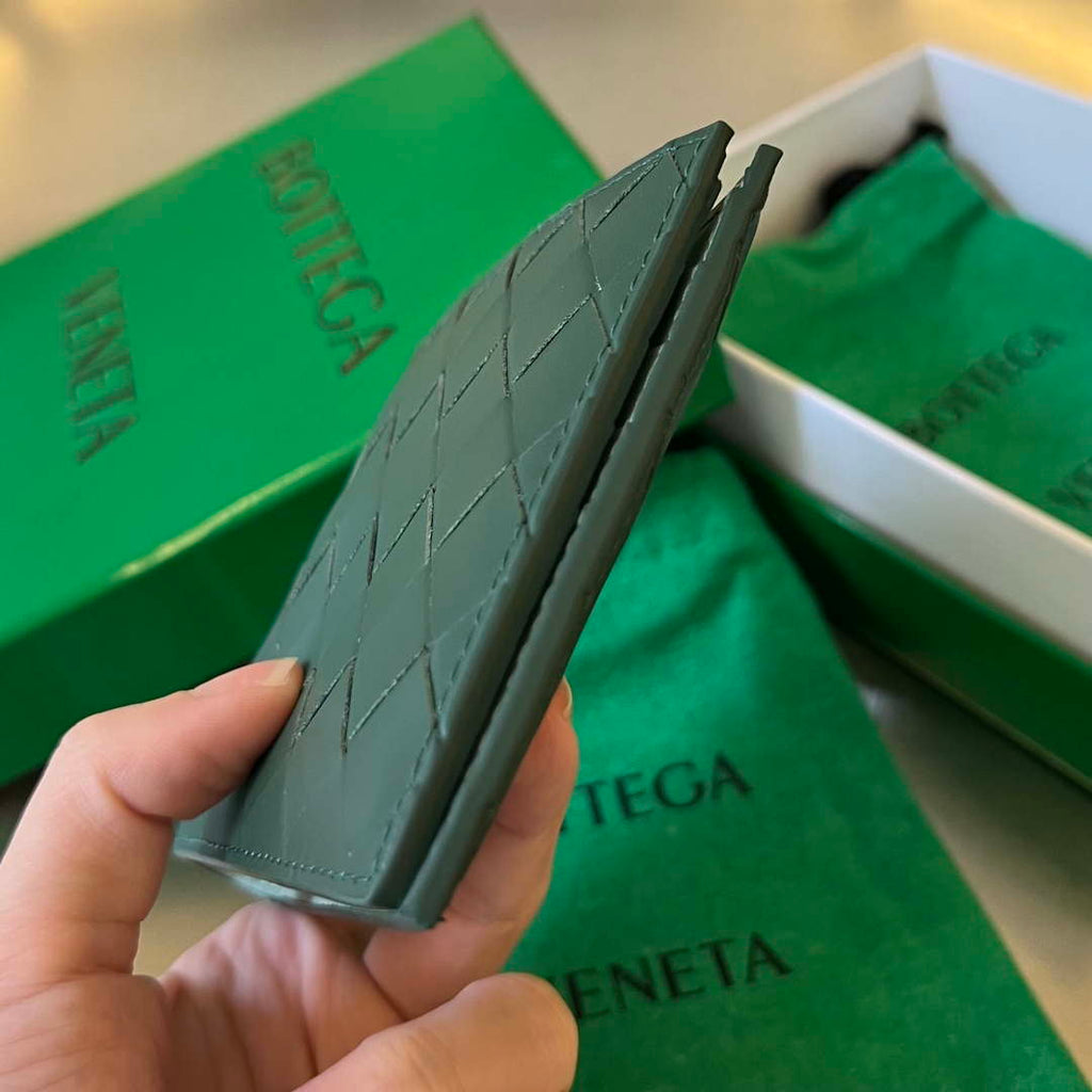 Bottega Veneta BV 743211 Intrecciato Bi-Fold Wallet BV70063