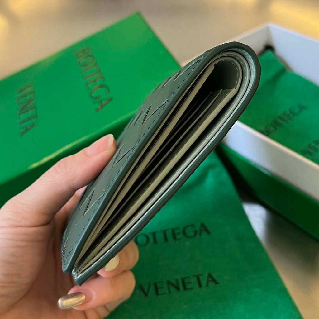 Bottega Veneta BV 743211 Intrecciato Bi-Fold Wallet BV70063