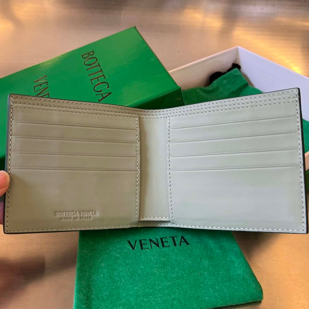 Bottega Veneta BV 743211 Intrecciato Bi-Fold Wallet BV70063