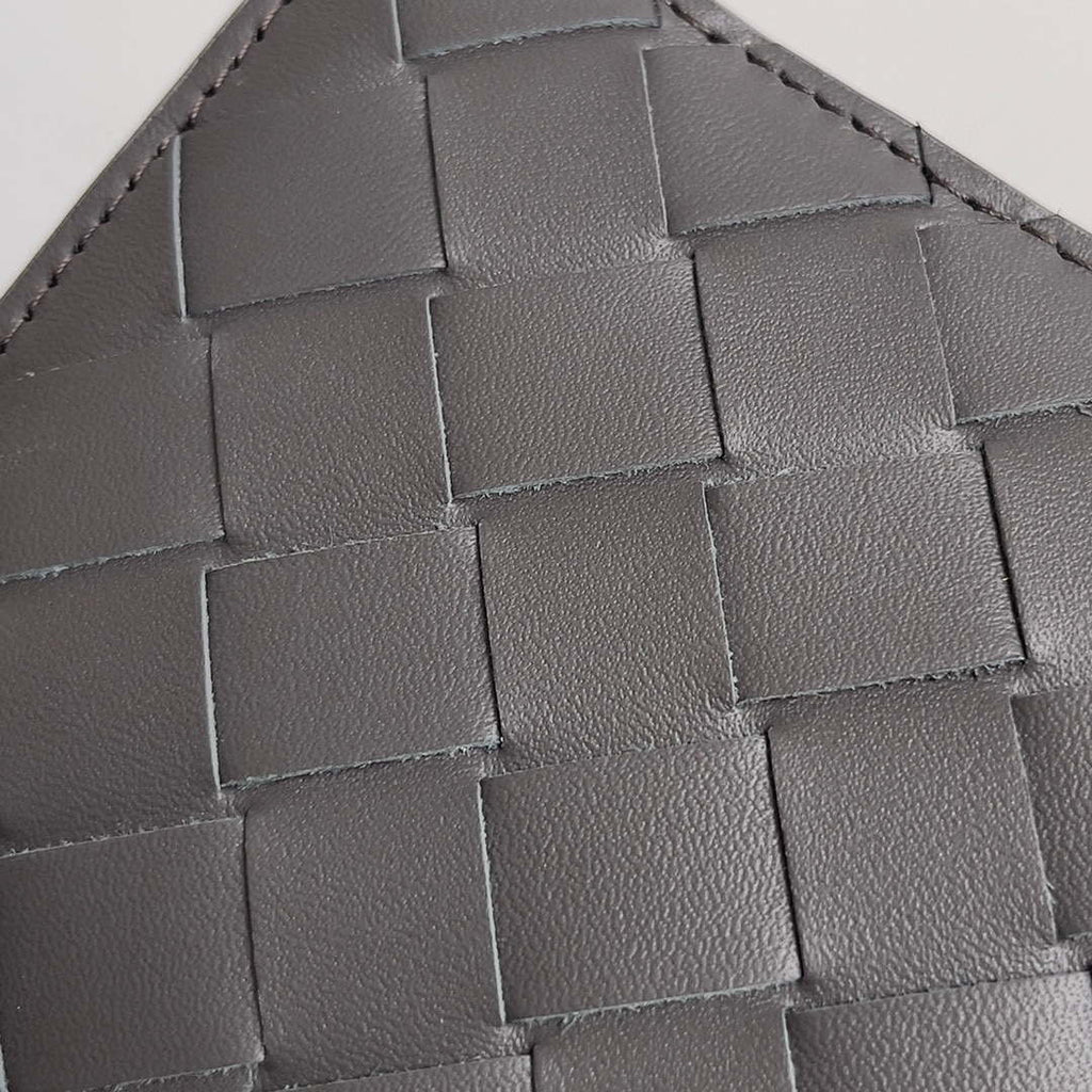 Bottega Veneta BV 743211 Intrecciato Bi-Fold Wallet BV70064