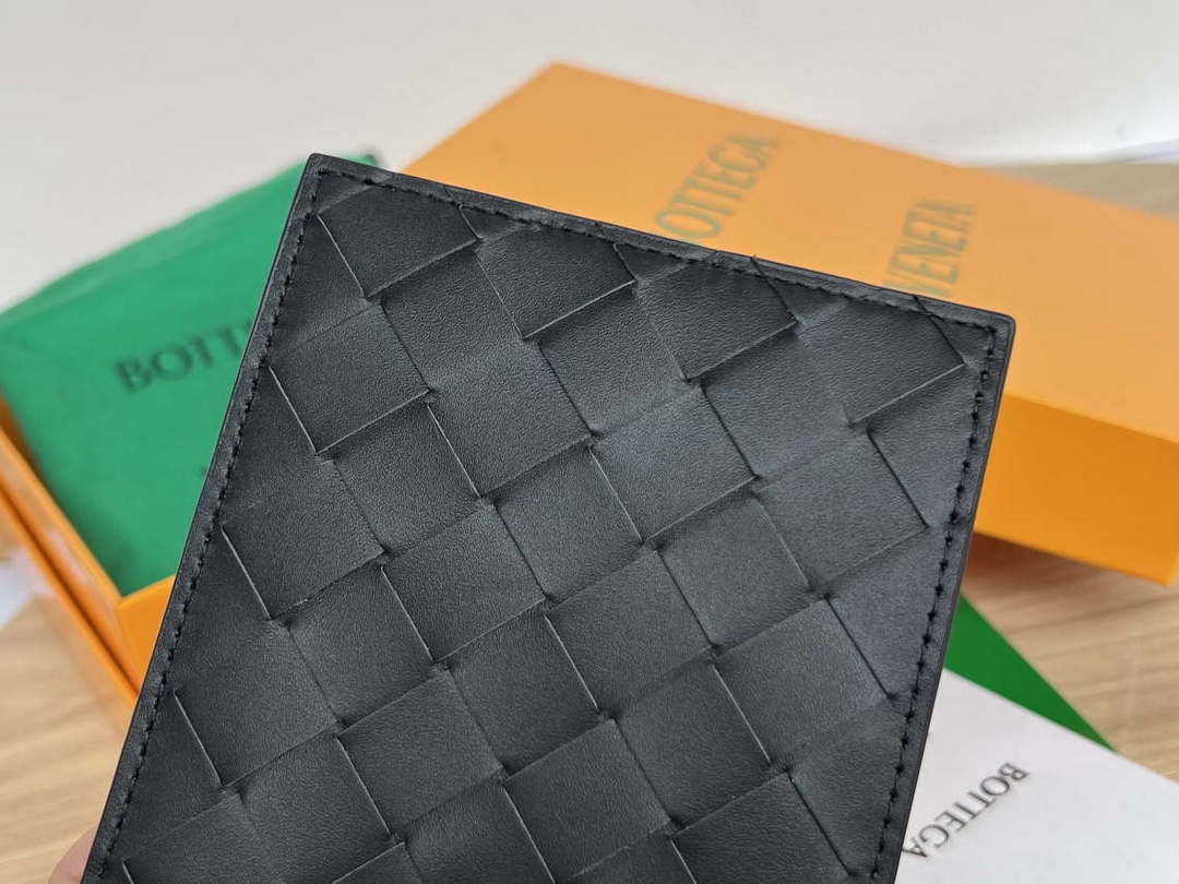 Bottega Veneta BV 743211 Intrecciato Bi-Fold Wallet BV70067 - Default Title - View 9