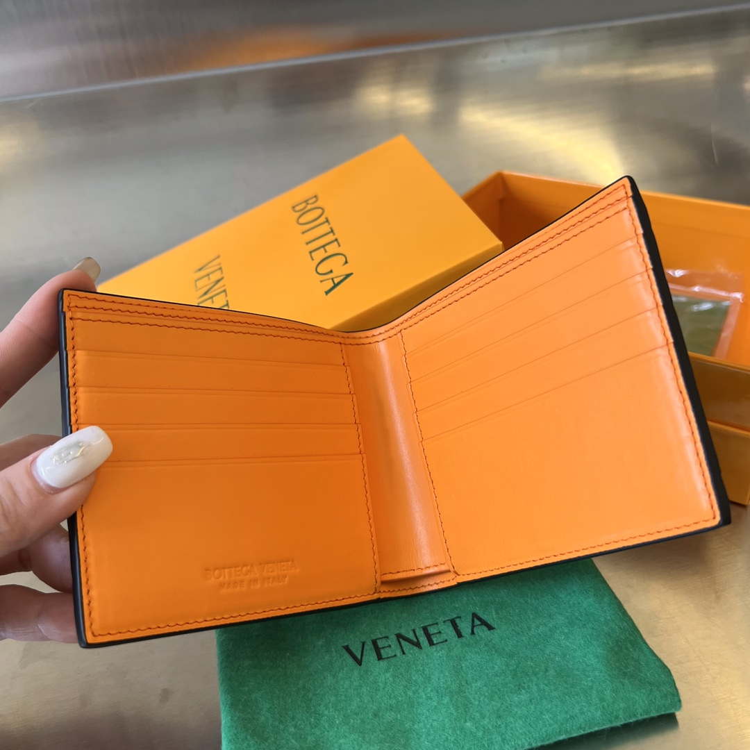 Bottega Veneta BV 743211 Intrecciato Bi-Fold Wallet BV70068 - Default Title - View 6