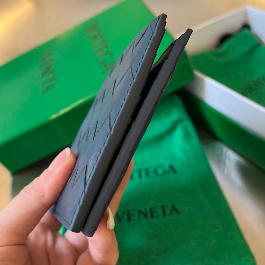 Bottega Veneta BV 743211 Intrecciato Bi-Fold Wallet BV70070