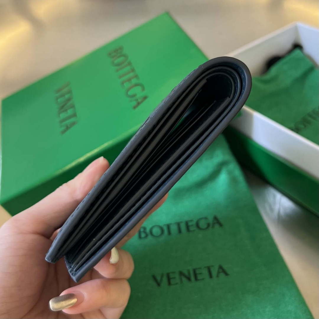 Bottega Veneta BV 743211 Intrecciato Bi-Fold Wallet BV70070 - Default Title - View 3