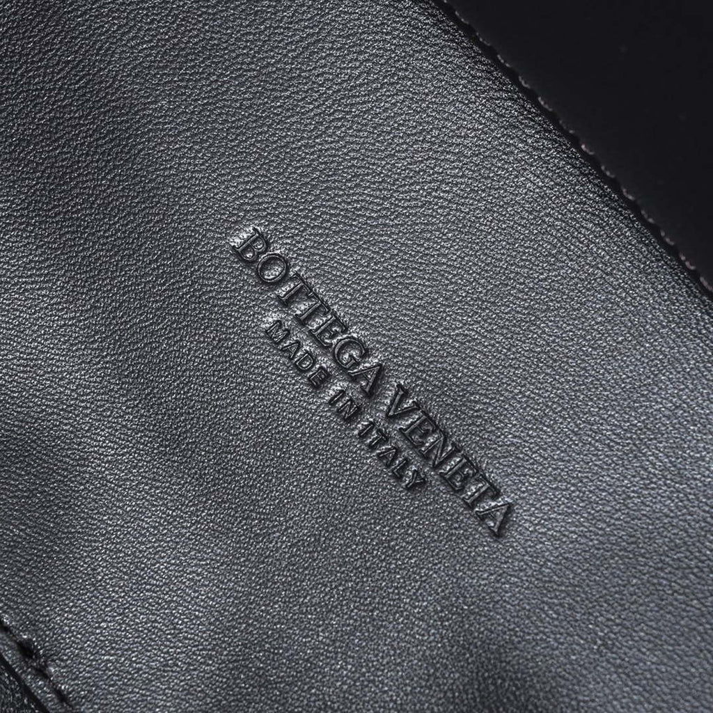Bottega Veneta BV 743568 Small Andiamo Black