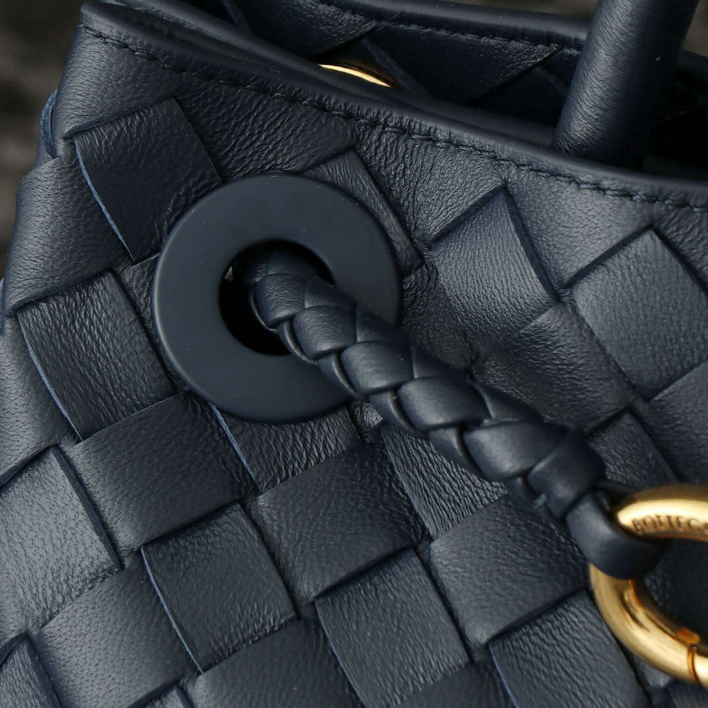 Bottega Veneta BV 743568 Small Andiamo BV9008
