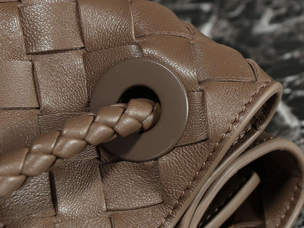 Bottega Veneta BV 766014 Small Andiamo BV9010