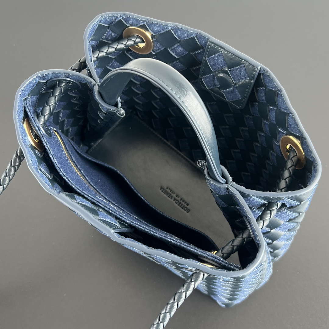 Bottega Veneta BV 743568 Small Andiamo BV9105 - Default Title - View 5