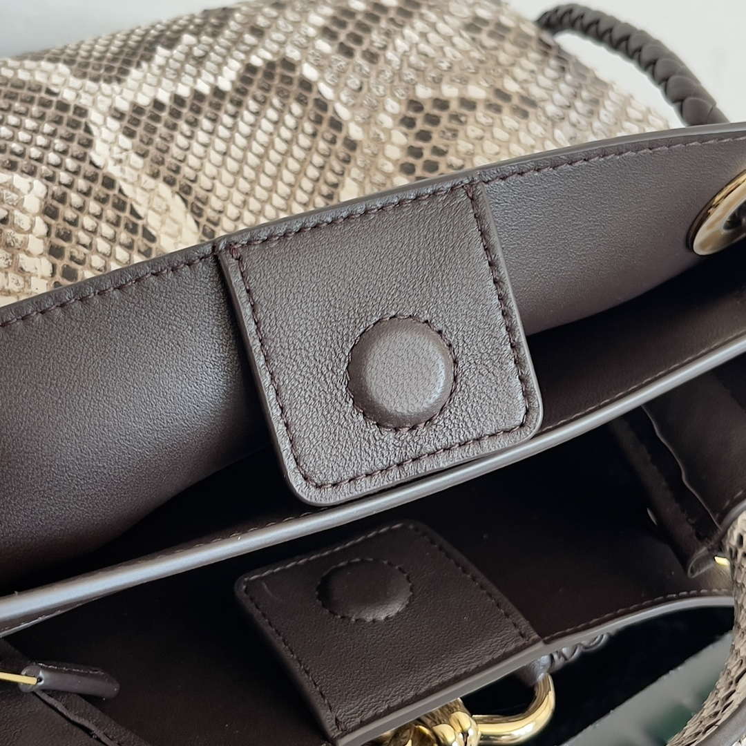 Bottega Veneta BV 743568 Small Andiamo Snakeskin Handbag BV9070 - Default Title - View 7