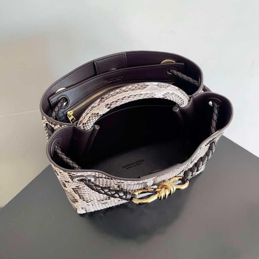 Bottega Veneta BV 743568 Small Andiamo Snakeskin Handbag BV9070