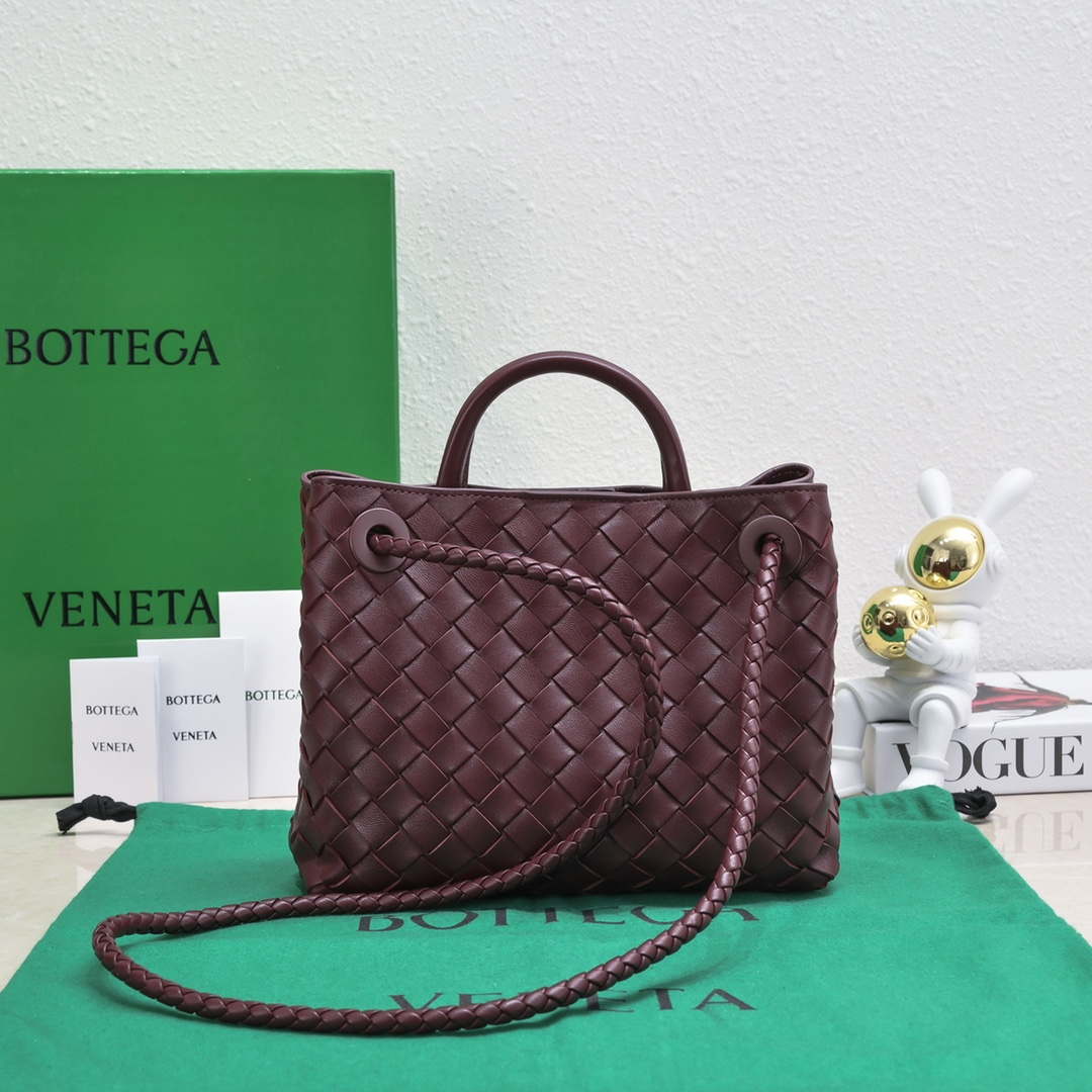 Bottega Veneta BV 743568 Small Andiamo Wine Red