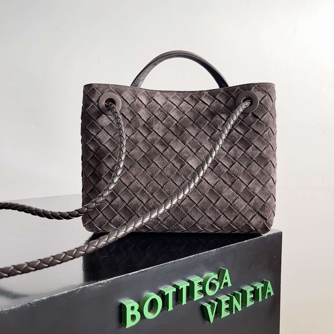 Bottega Veneta BV 743568 Small Andiamo with Suede Bag BV9001