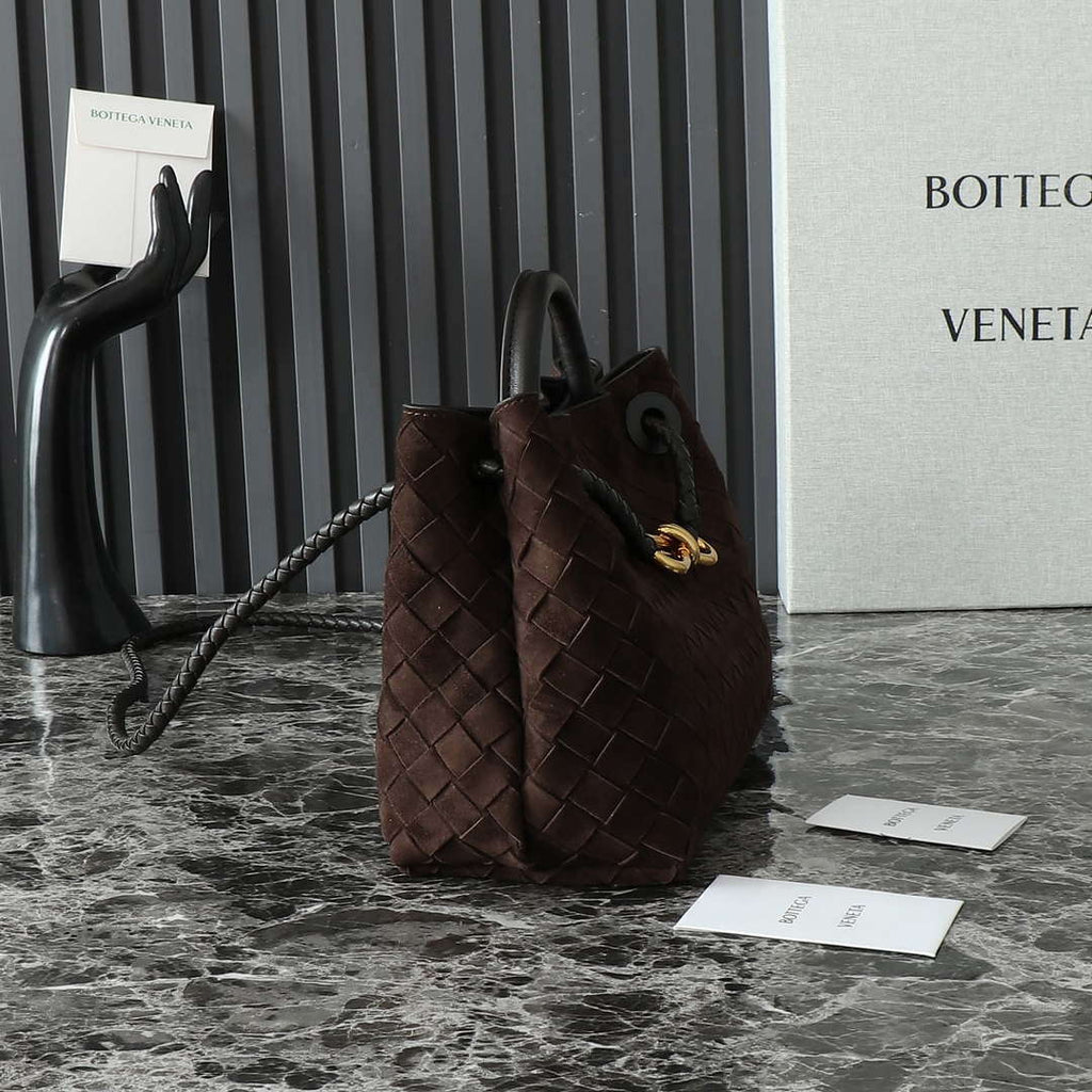 Bottega Veneta BV 743568 Small Andiamo with Suede Bag BV9002