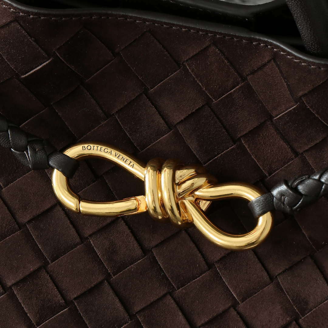 Bottega Veneta BV 743568 Small Andiamo with Suede Bag BV9002