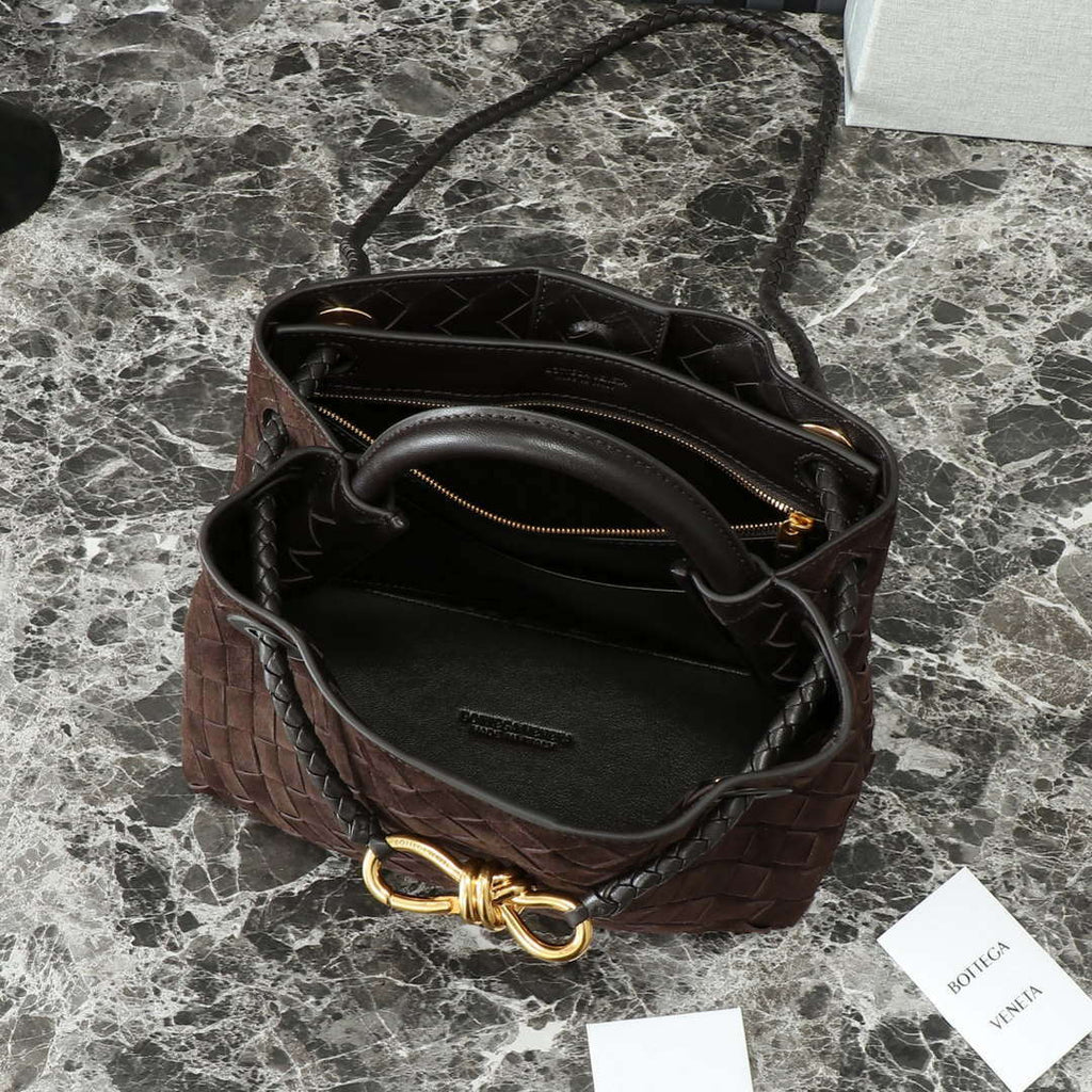 Bottega Veneta BV 743568 Small Andiamo with Suede Bag BV9002
