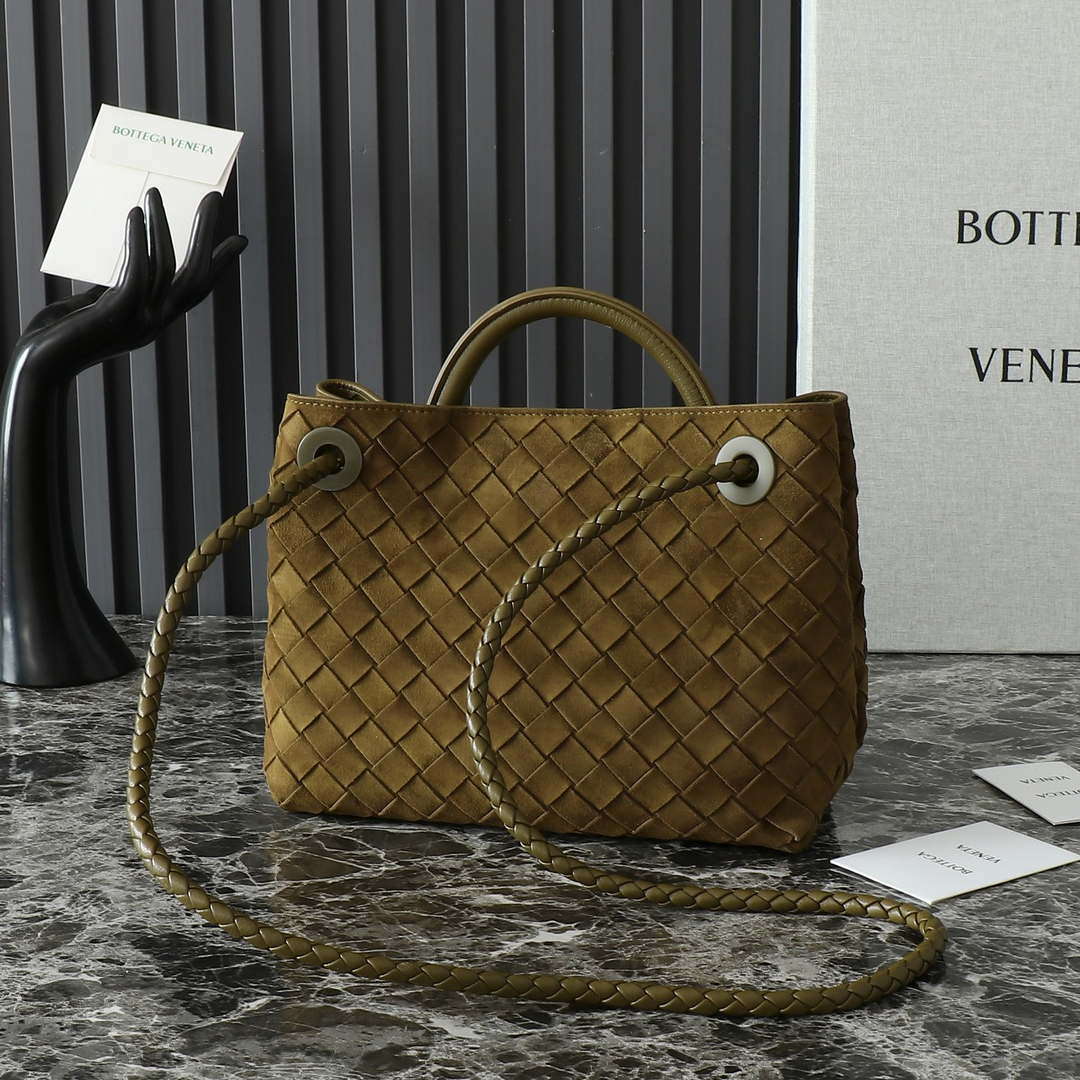 Bottega Veneta BV 743568 Small Andiamo with Suede Bag BV9003