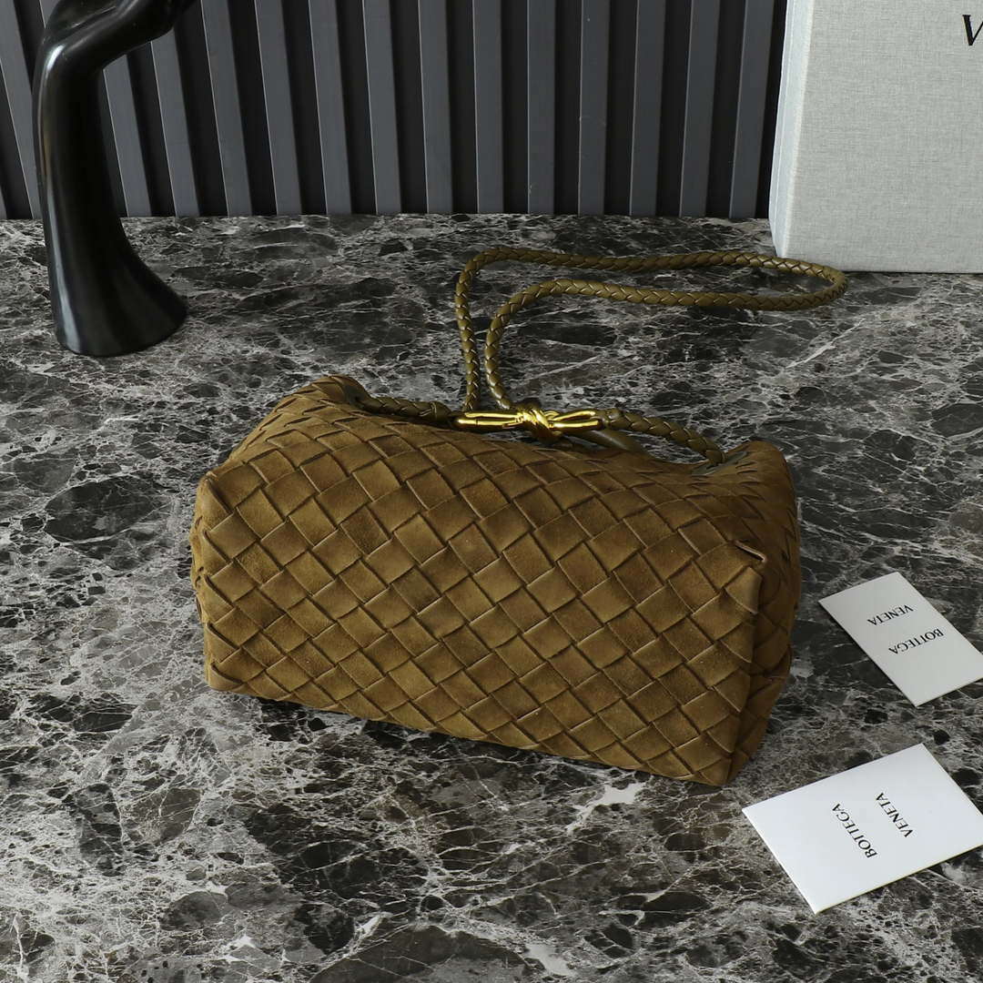 Bottega Veneta BV 743568 Small Andiamo with Suede Bag BV9003