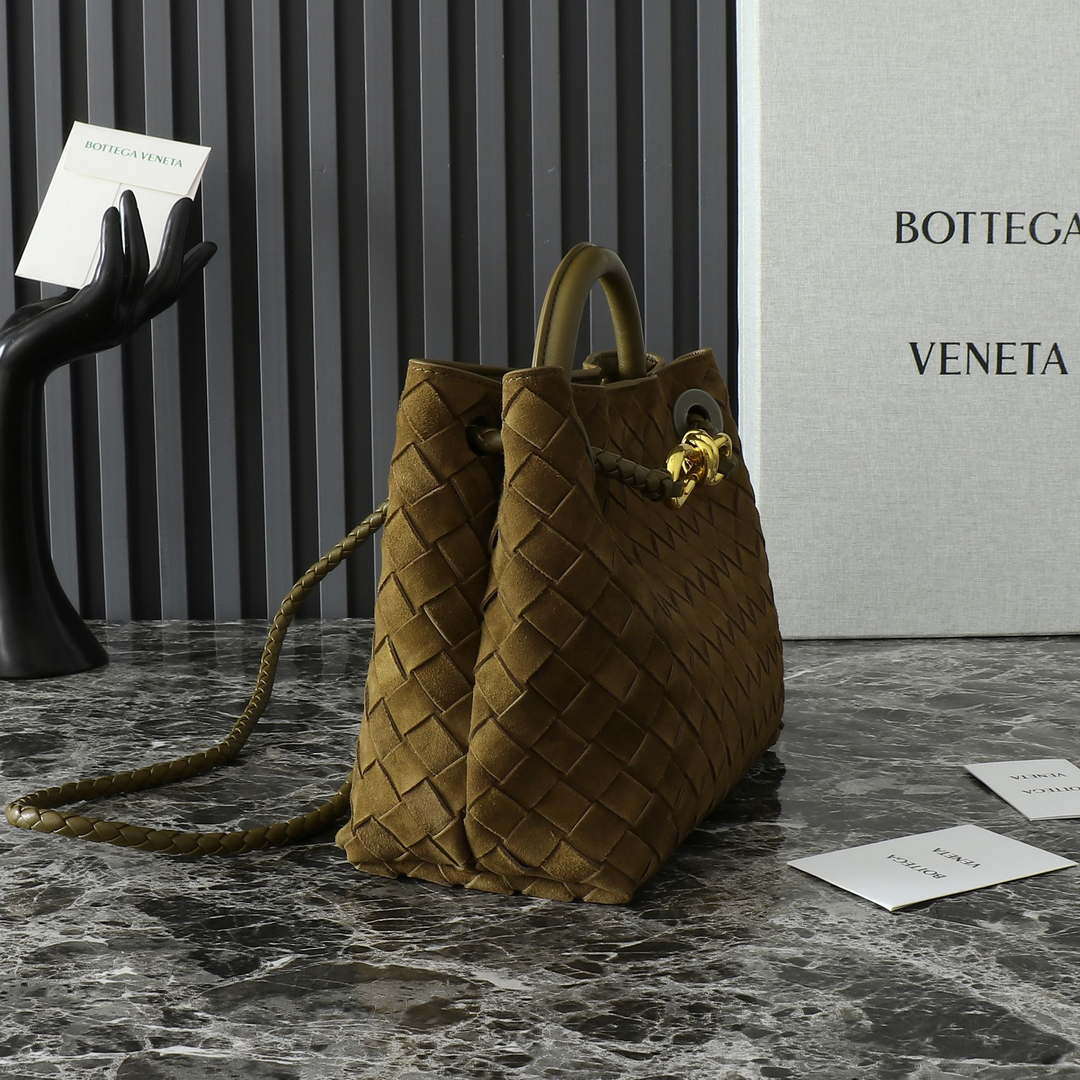 Bottega Veneta BV 743568 Small Andiamo with Suede Bag BV9003