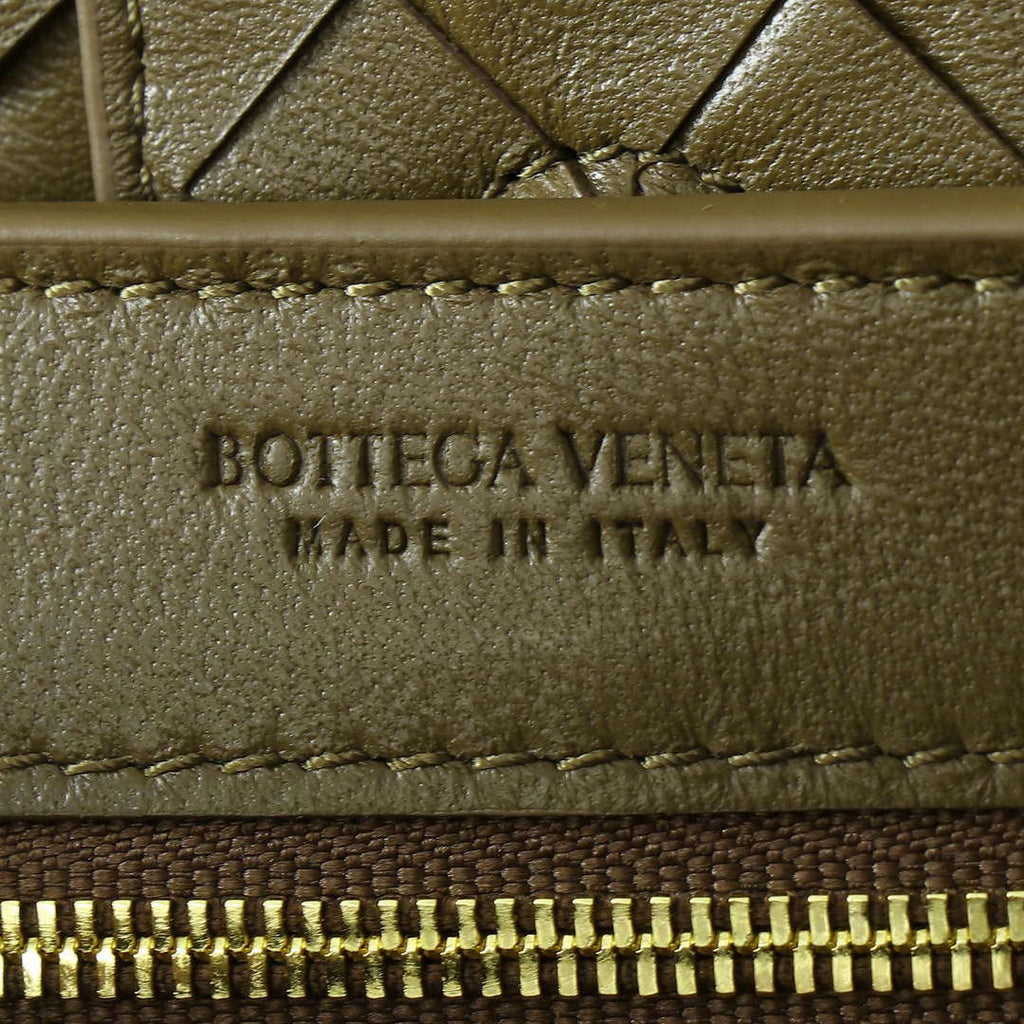 Bottega Veneta BV 743568 Small Andiamo with Suede Bag BV9003